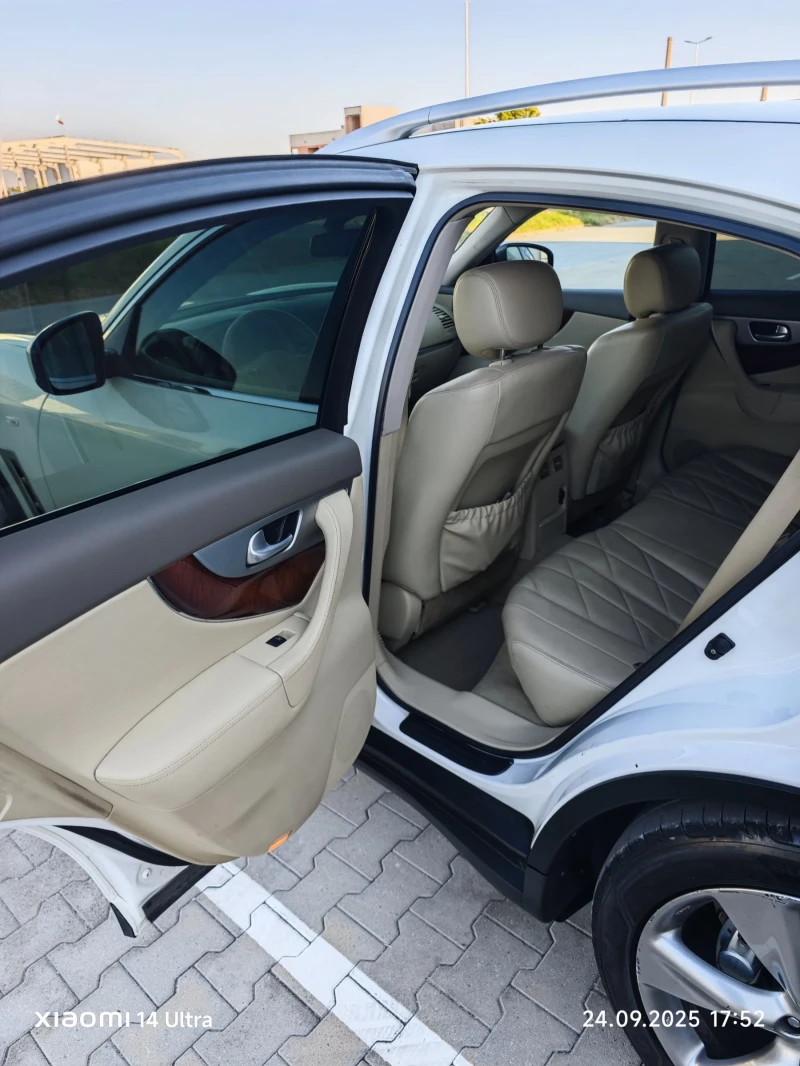 Infiniti Fx 30 100% РЕАЛЕН, снимка 8 - Автомобили и джипове - 51838058