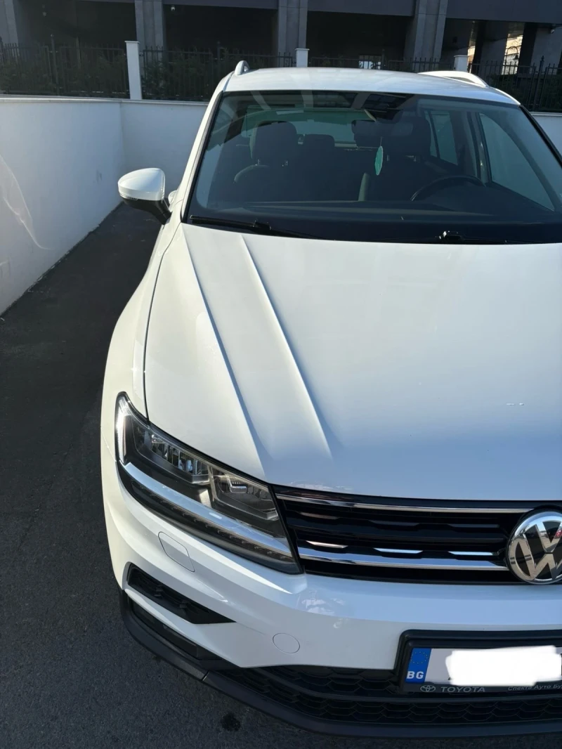 VW Tiguan 2.0 TSI, снимка 3 - Автомобили и джипове - 52507980