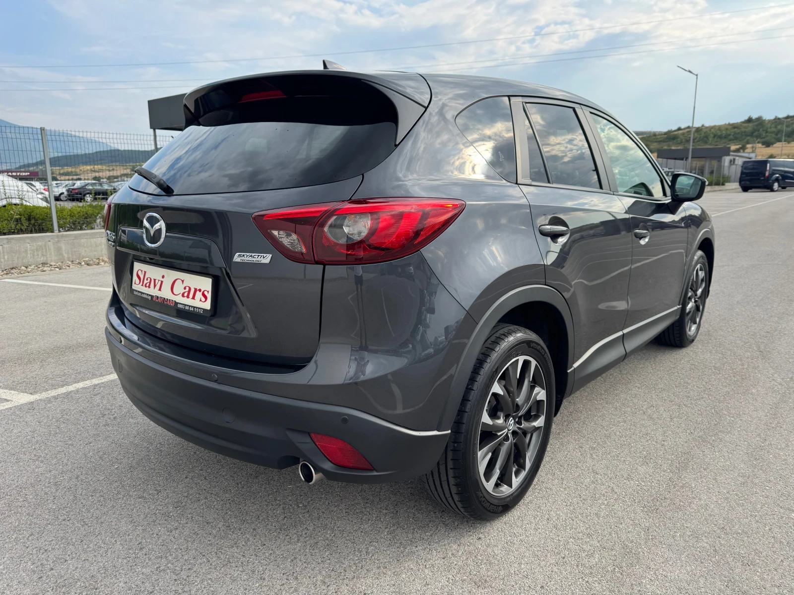 Mazda CX-5 2.2 d - 4x4/ KEYLESS/ BOSE/HEAT/ 79.000 km!!! - изображение 4