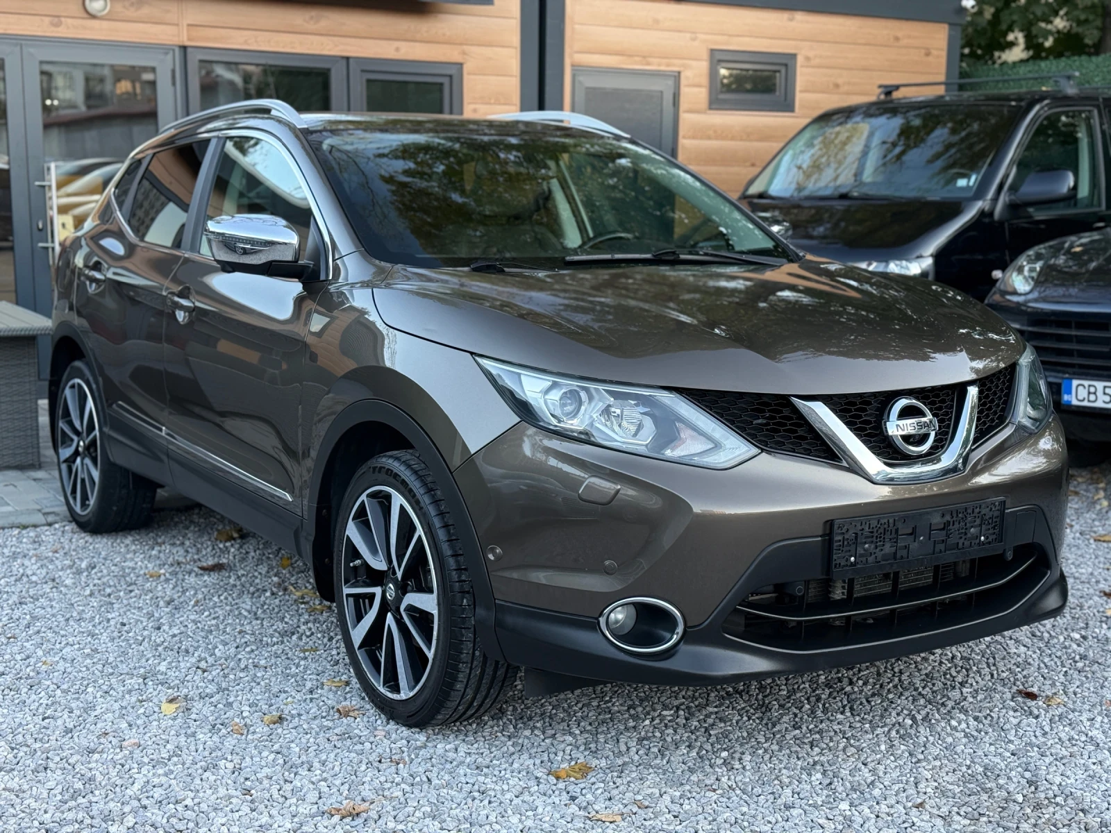Nissan Qashqai 1.2DIG-T/TEKNA+ /Automatic/FULL - изображение 3