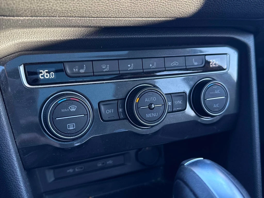 VW Tiguan * Highline * CARFAX *    | Mobile.bg   13