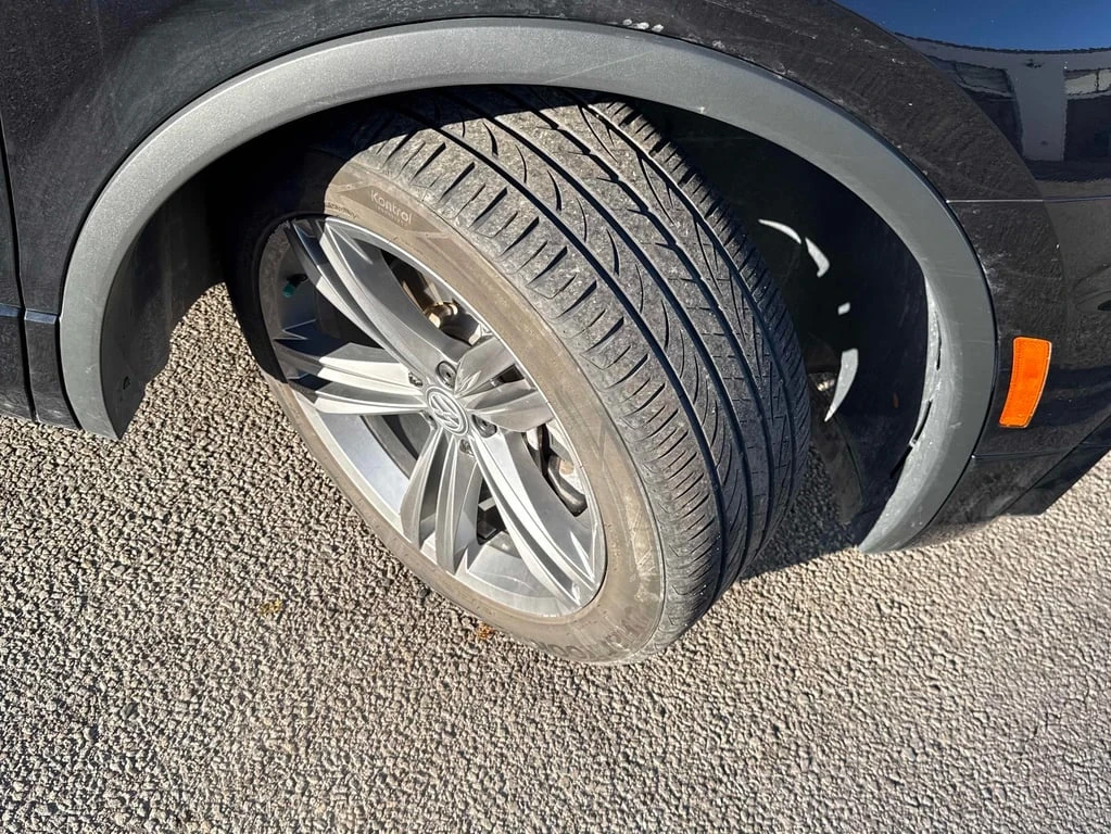 VW Tiguan * Highline * CARFAX *    | Mobile.bg   7