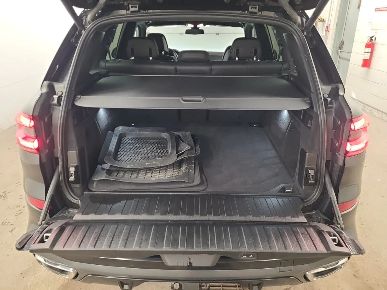 BMW X5 40i* M-Performance* Laser* ������* �����* 360* H/K | Mobile.bg � ����������� 14