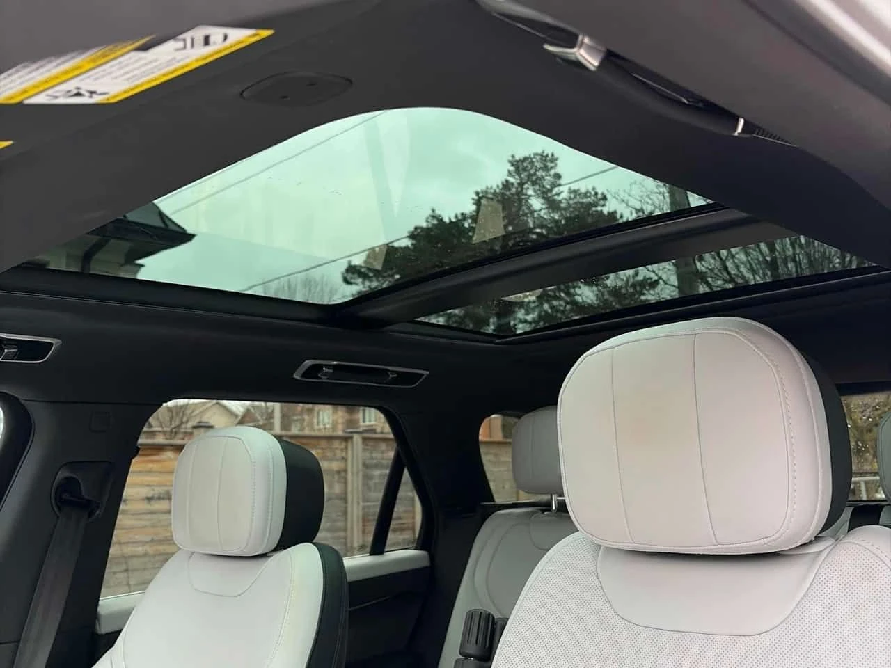 Land Rover Range Rover Sport * Dynamic SE * ПАНО* ПОДГРЕВ* KEYLESS* , снимка 11 - Автомобили и джипове - 53949386