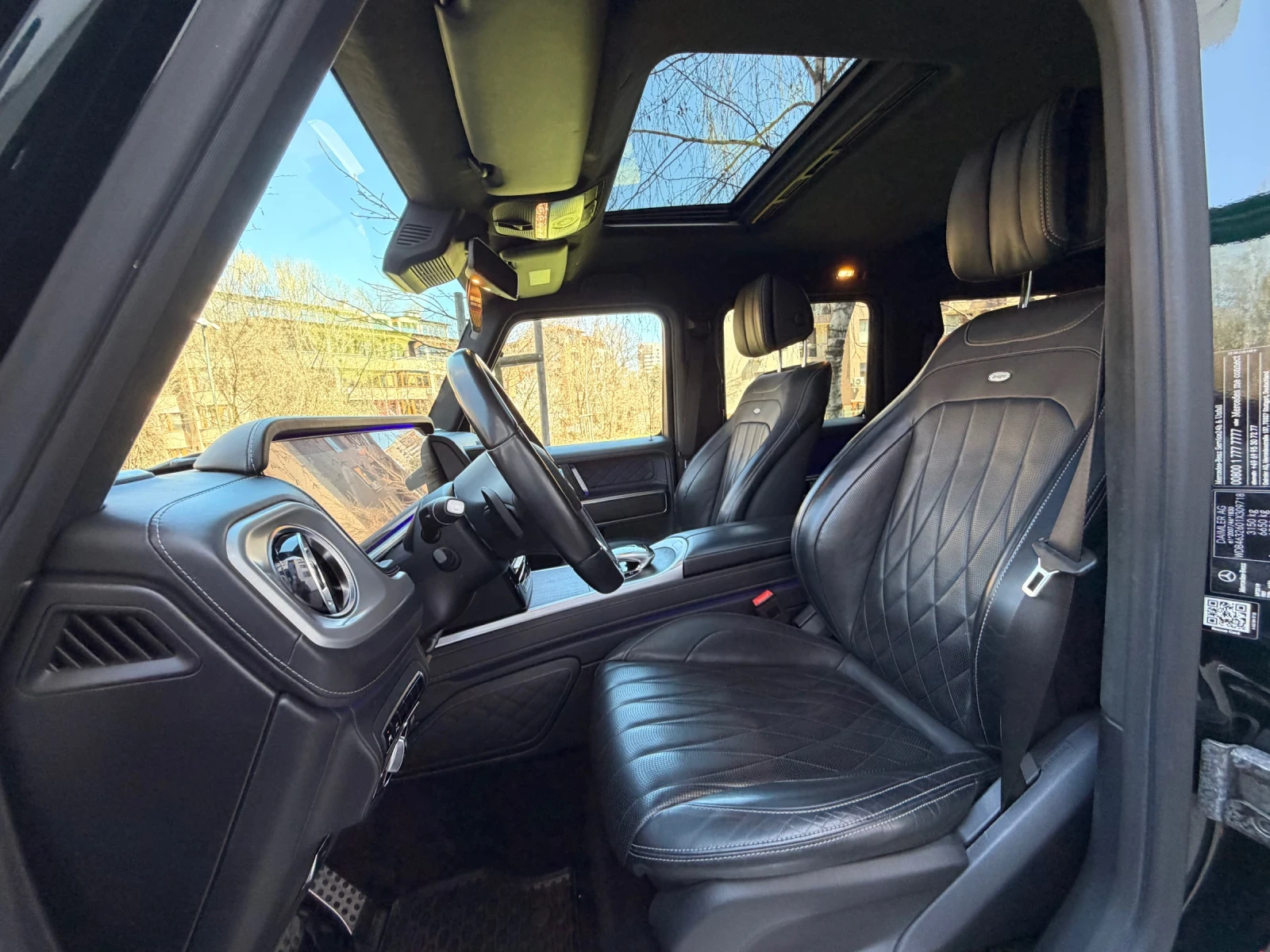 Mercedes-Benz G 500 AMG LINE / ВЕНТИЛАЦИЯ / 360 КАМЕРИ, снимка 10 - Автомобили и джипове - 54140173