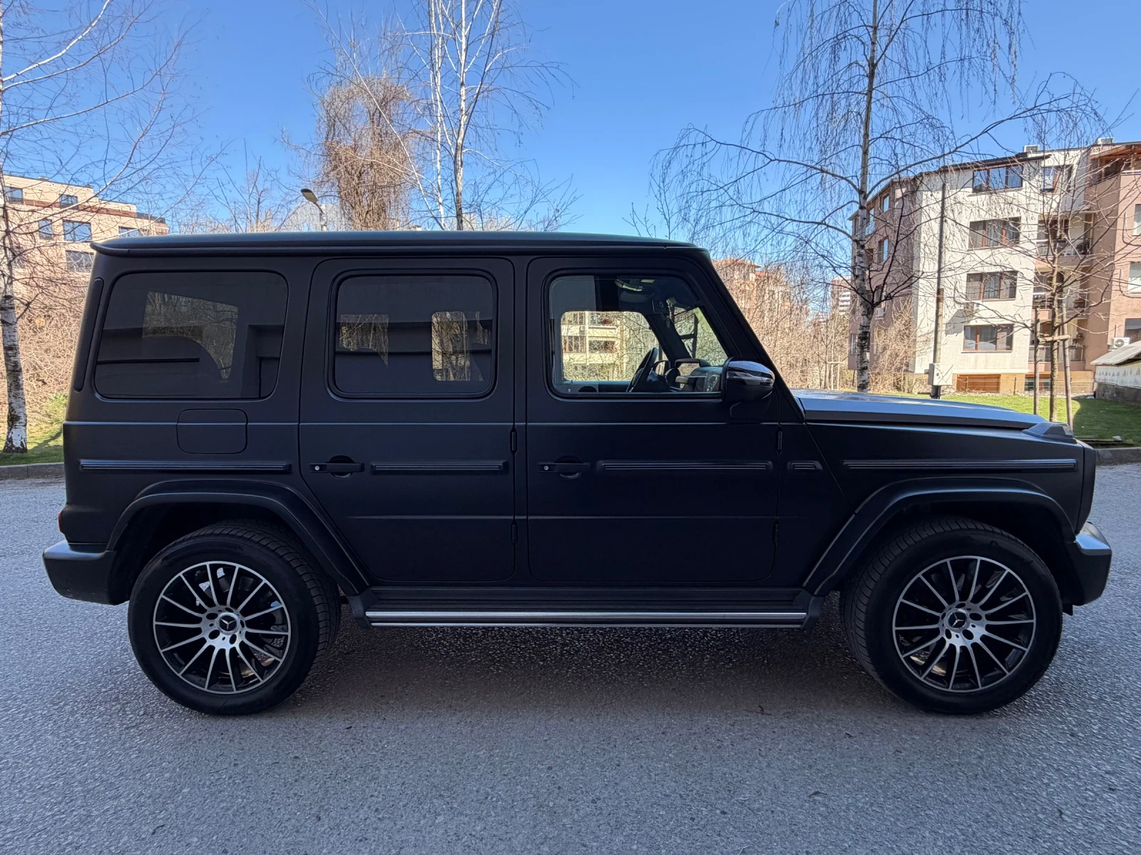 Mercedes-Benz G 500 AMG LINE / ВЕНТИЛАЦИЯ / 360 КАМЕРИ, снимка 8 - Автомобили и джипове - 54140173