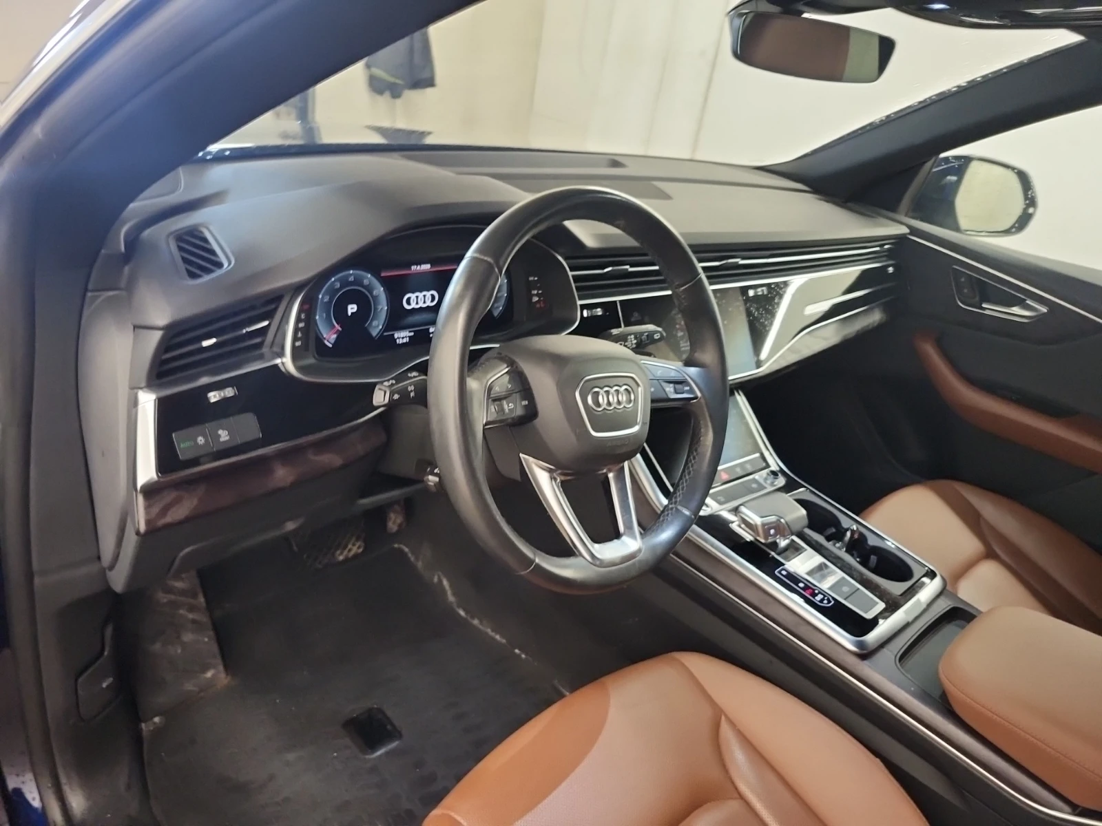 Audi Q8 PROGRESSIV * * CARFAX * * АВТО КРЕДИТ * * , снимка 10 - Автомобили и джипове - 54272270