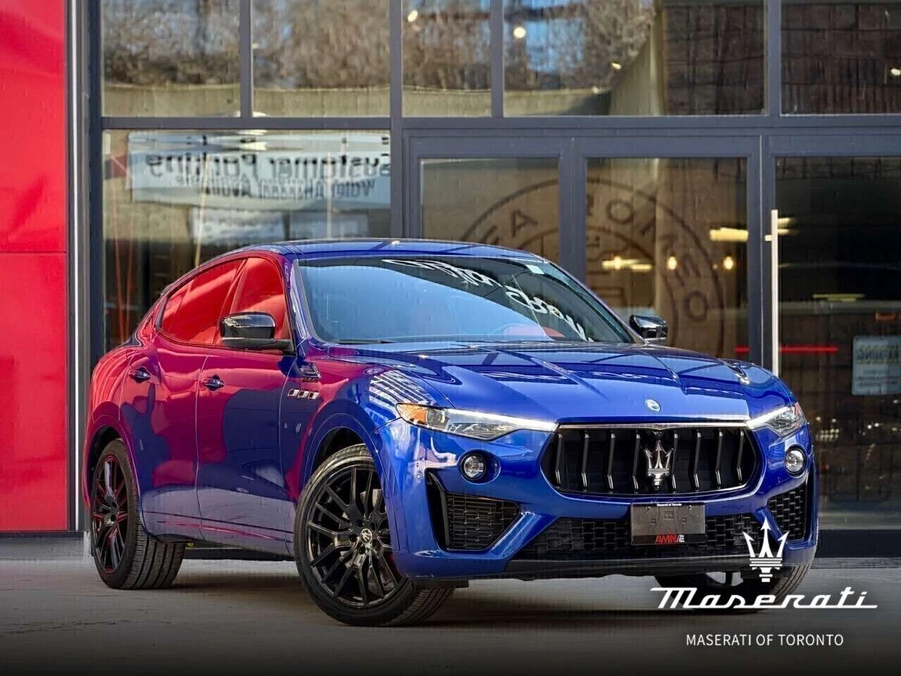 Maserati Levante ОБДУХВАНЕ / ЧЕРВЕНА КОЖА / ПАНОРАМА / ЦЕНА ДО БГ