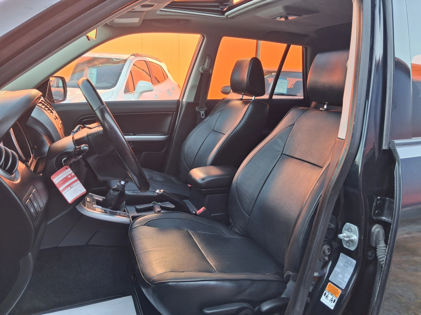 Suzuki Grand vitara 2.4i 4x4, снимка 9 - Автомобили и джипове - 55204153