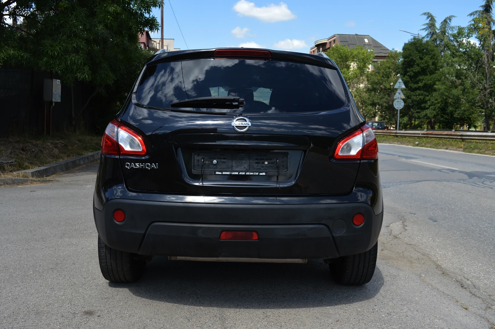 Nissan Qashqai 2.0i 4X4 PANORAMA - ШВЕЙЦАРИЯ, снимка 5 - Автомобили и джипове - 55392165