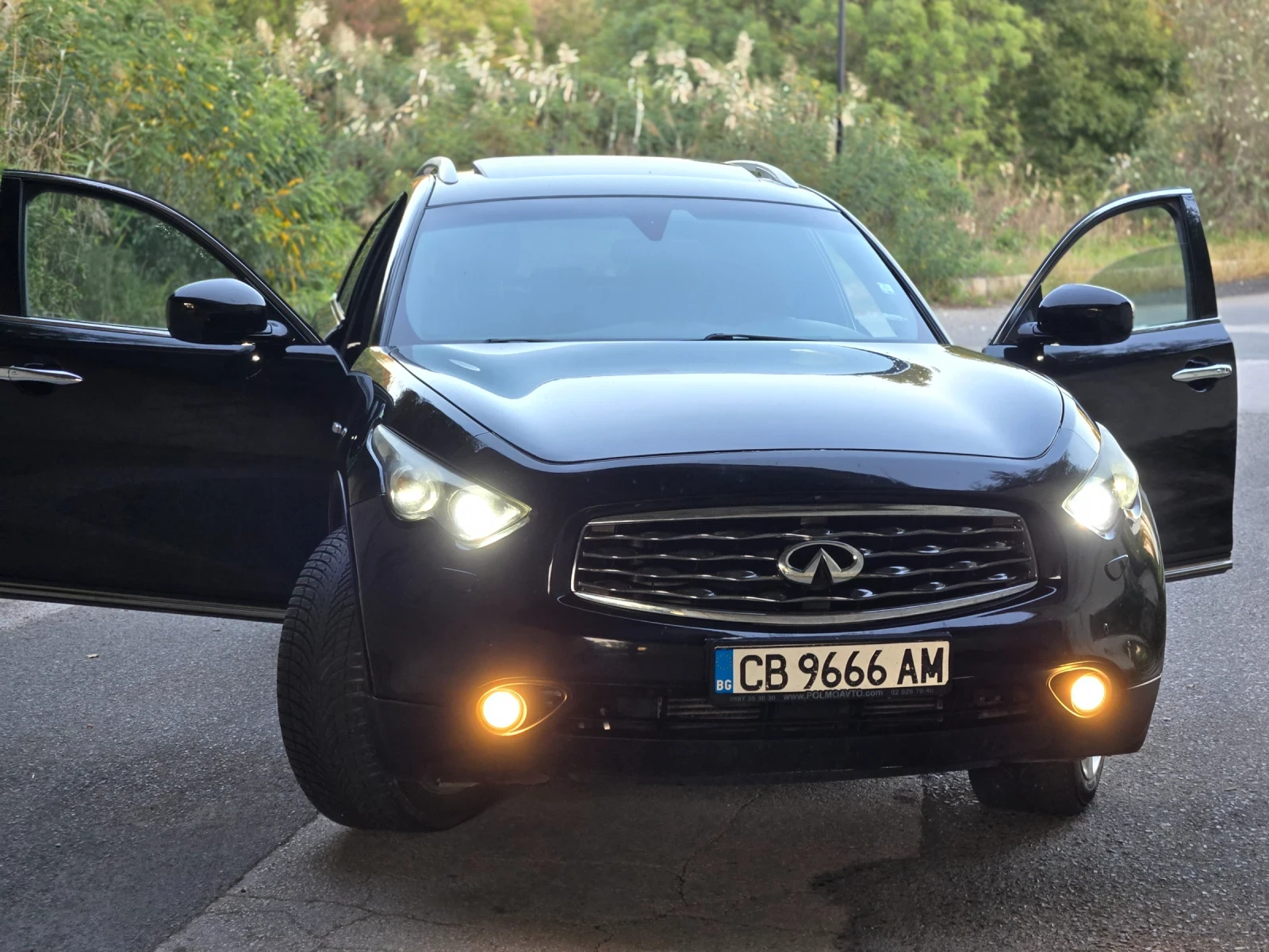 Infiniti Fx 30, снимка 13 - Автомобили и джипове - 55553699
