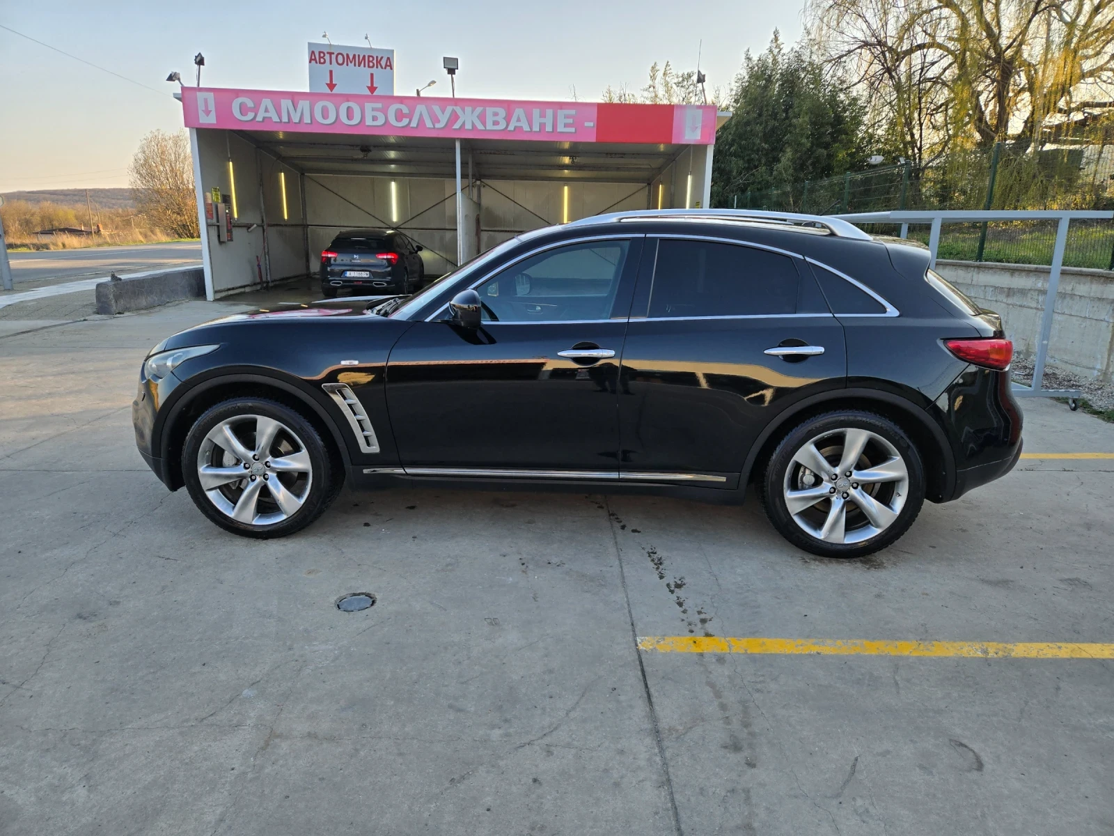 Infiniti Fx 30, снимка 12 - Автомобили и джипове - 55553699