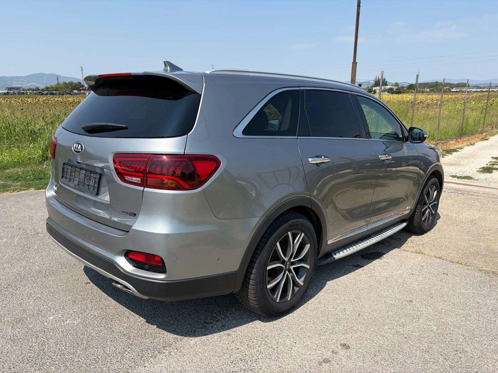 Kia Sorento GT-LINE, снимка 5 - Автомобили и джипове - 55805978