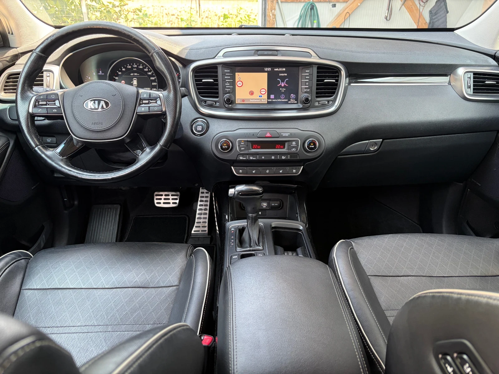 Kia Sorento GT-LINE, снимка 10 - Автомобили и джипове - 55805978
