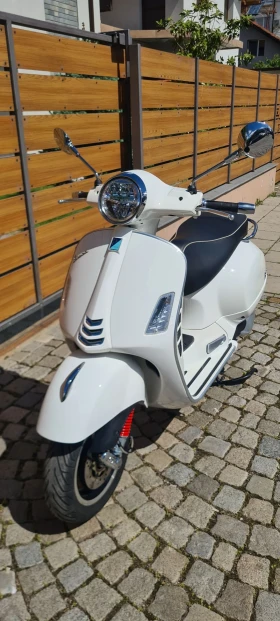  Vespa GTS