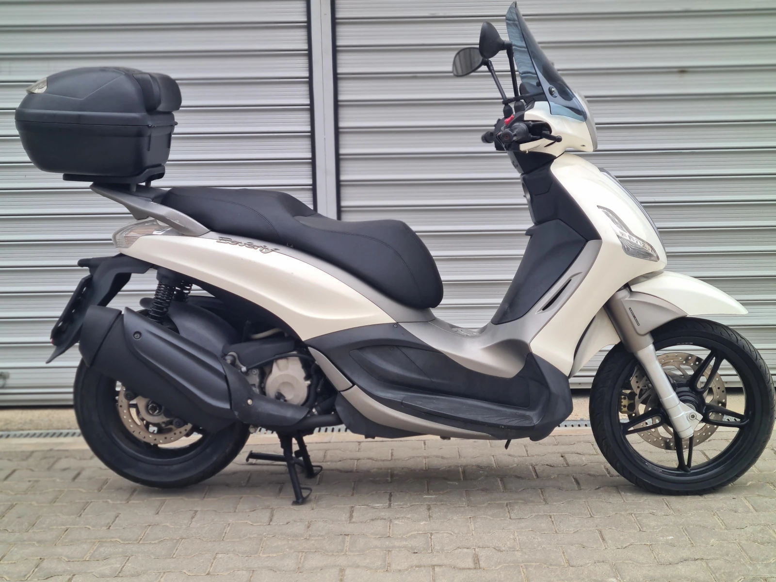 Piaggio Beverly 350i ABS/ASR - изображение 2