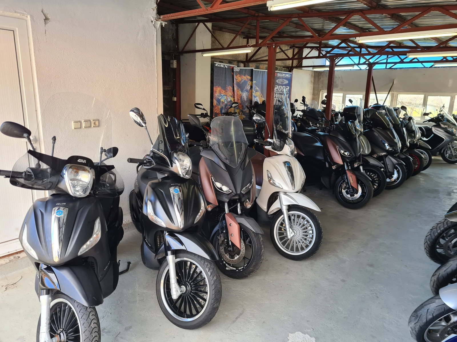 Piaggio Beverly 350i ABS/ASR - изображение 7