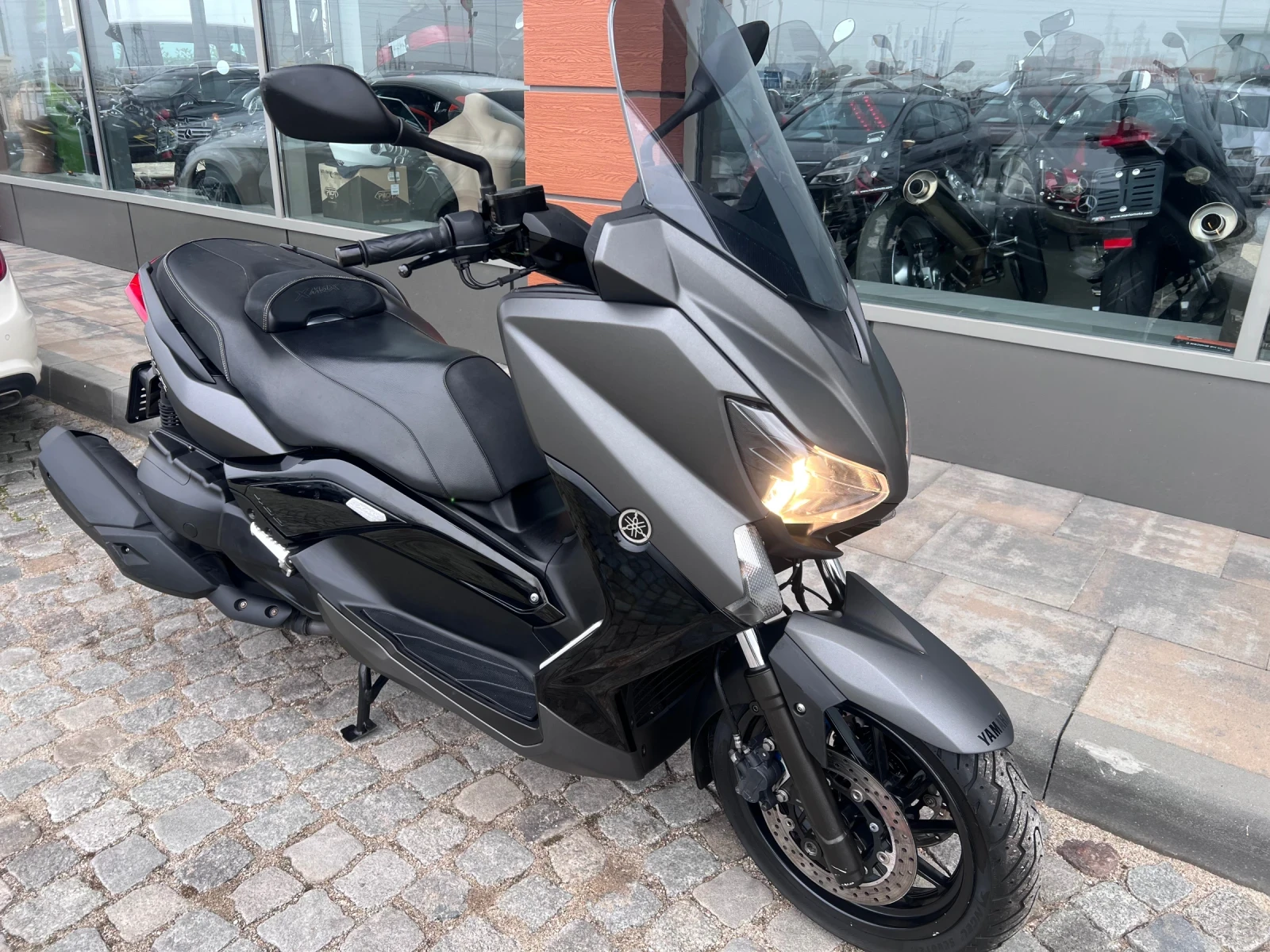 Yamaha X-max 400 ABS - изображение 2