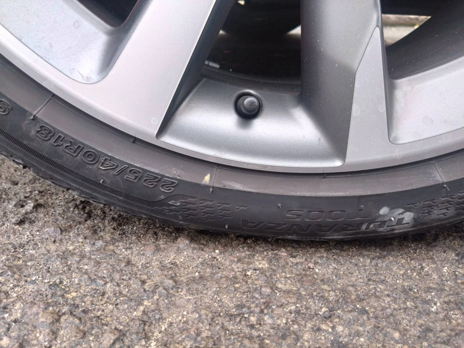 ���� � ������ 225/40R18 �� Seat Leon | Mobile.bg � ����������� 7