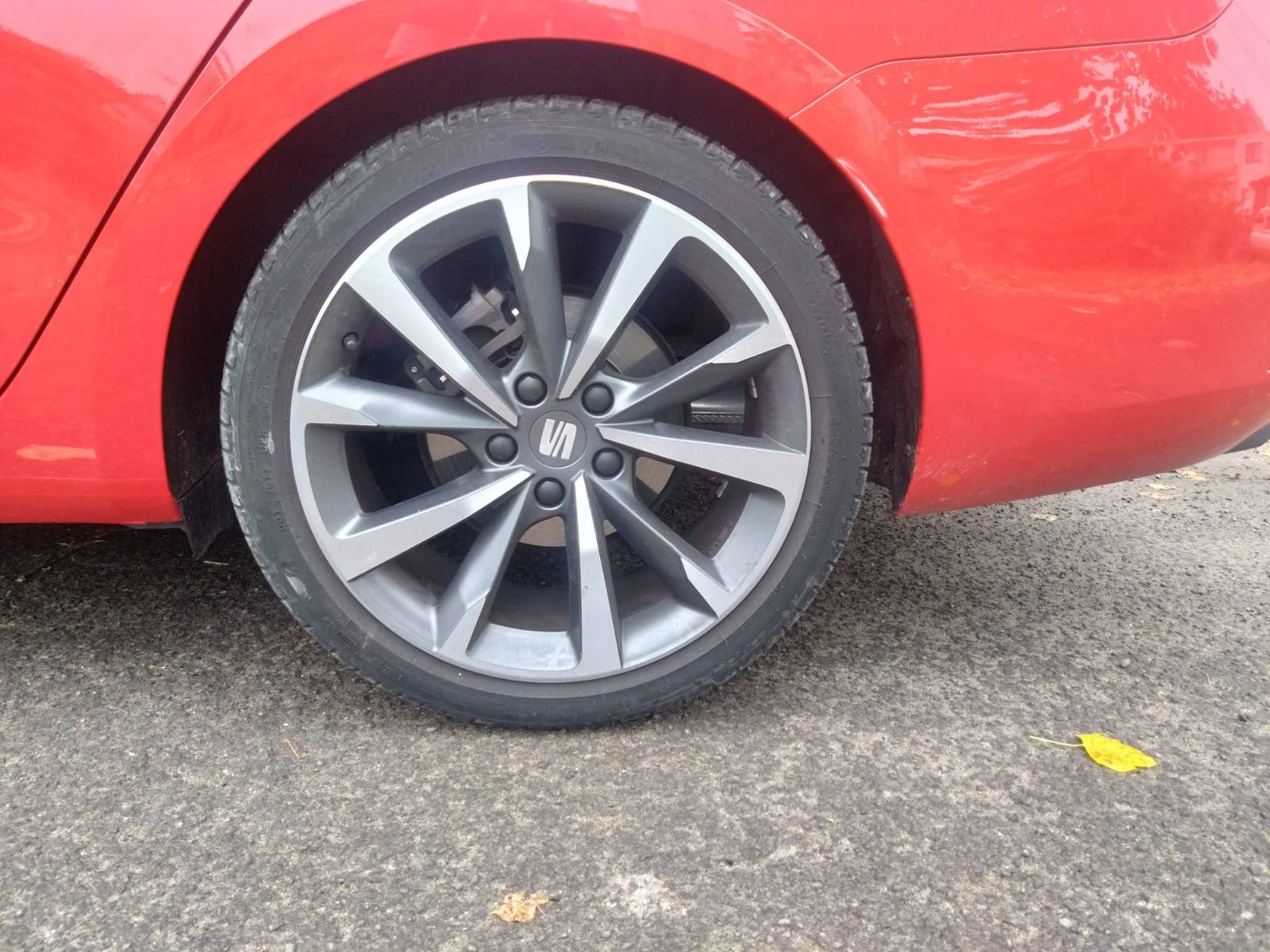 ���� � ������ 225/40R18 �� Seat Leon | Mobile.bg � ����������� 3