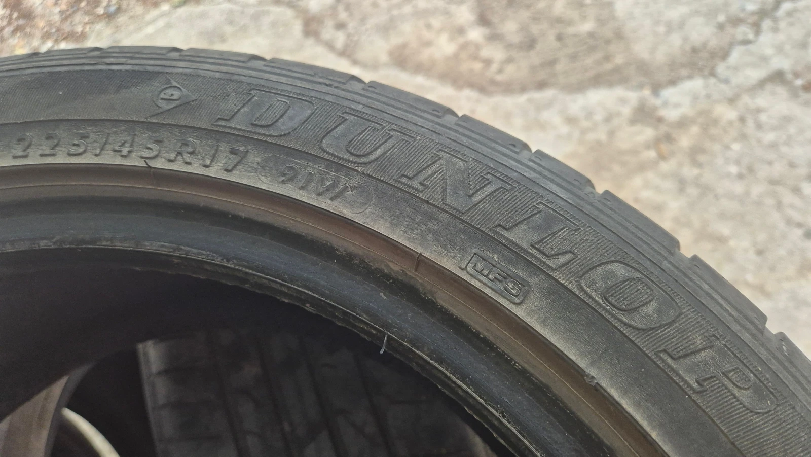 Гуми Летни 225/45R17, снимка 4 - Гуми и джанти - 55254636