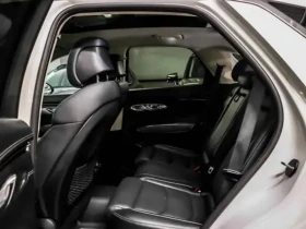 Genesis GV70 НОВ/2024/18000КМ/2.5Т/PANO/360/4x4/CARFAX, снимка 10