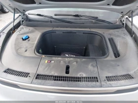 Kia EV9 Light Long Range, снимка 10