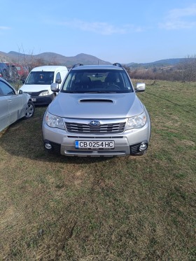 Subaru Forester 4х4 , снимка 1 - Автомобили и джипове - 44620996