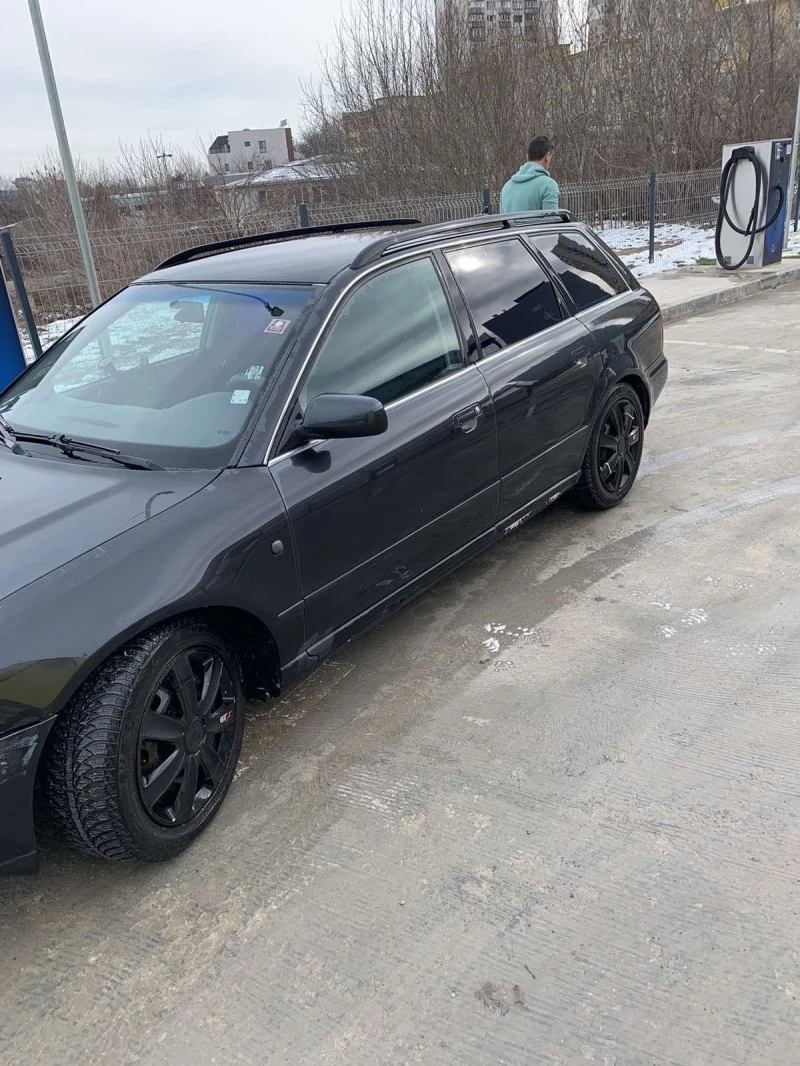 Audi A4, снимка 4 - Автомобили и джипове - 48310408