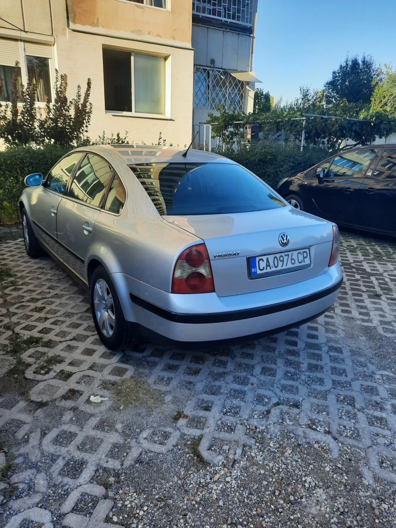 VW Passat, снимка 3 - Автомобили и джипове - 47410500