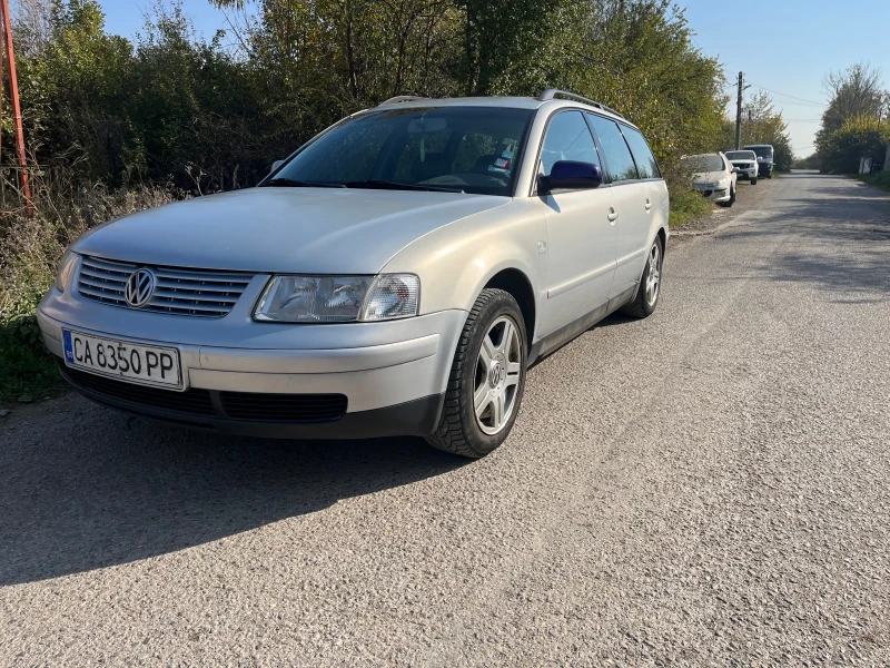 VW Passat 2.8, снимка 1 - Автомобили и джипове - 47714490