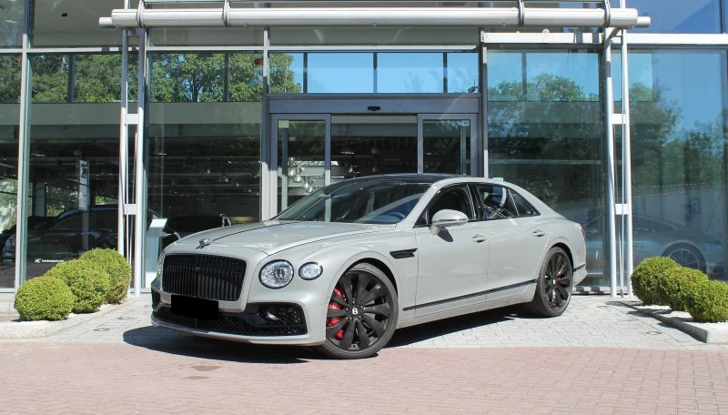 Bentley Flying Spur W12/ BLACKLINE/ CARBON/ MULLINER/ B&O/ TV/ PANO/, снимка 3 - Автомобили и джипове - 47939447