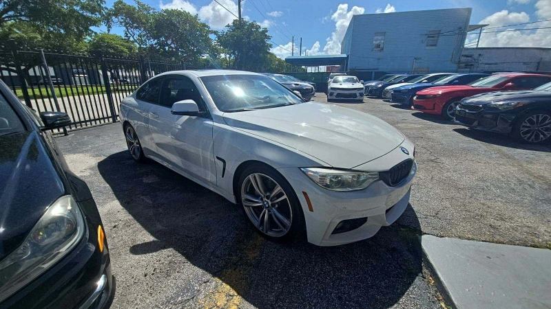 BMW 440 MSport* Keyless* Камера* Шибидах* Подгрев, снимка 2 - Автомобили и джипове - 47961382