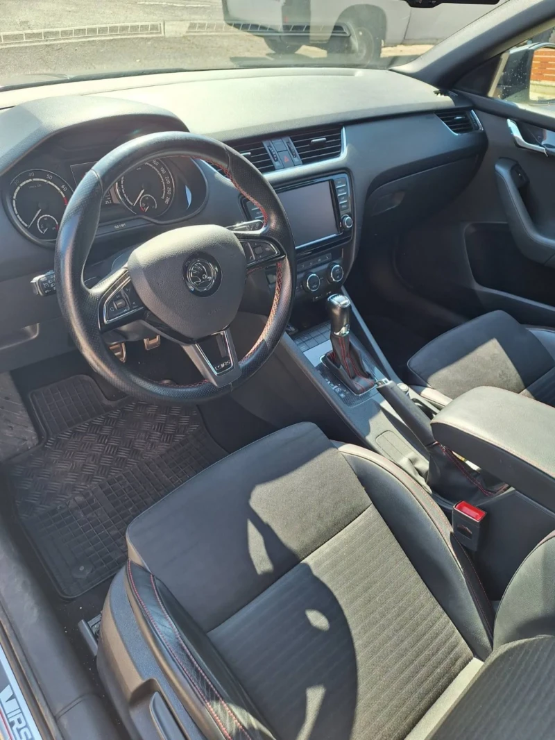 Skoda Octavia VRS 2.0TSI, снимка 4 - Автомобили и джипове - 50420112