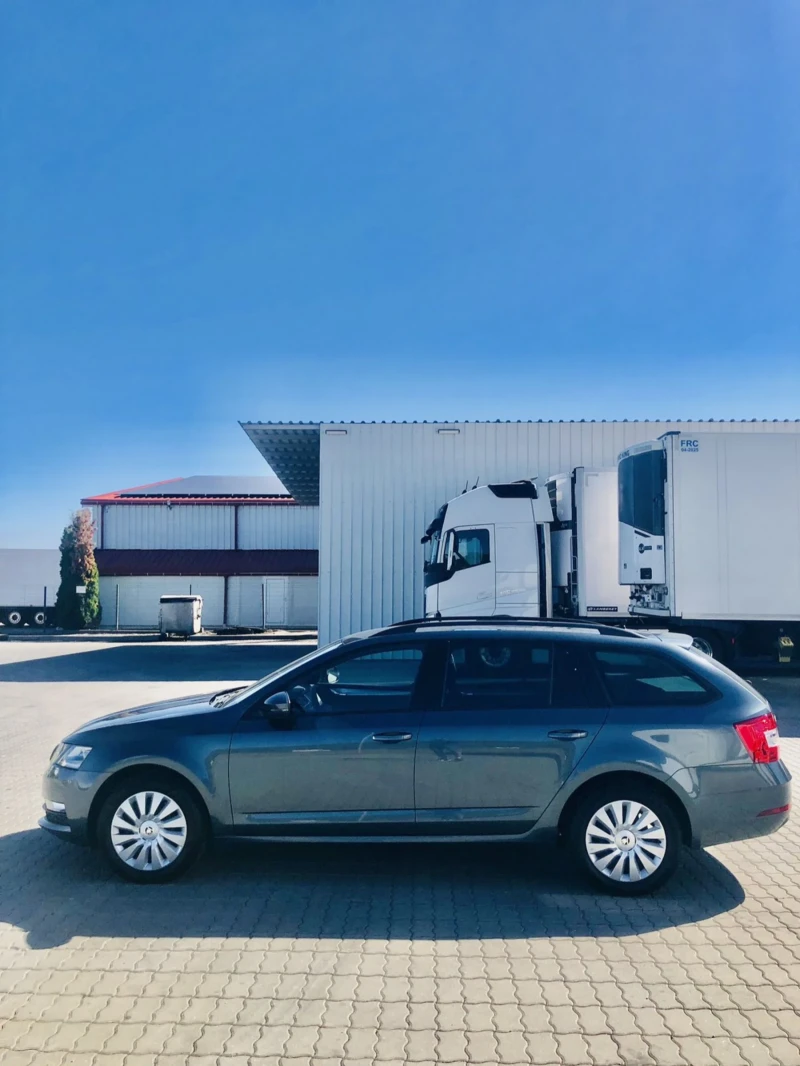 Skoda Octavia !!!ПРОДАДЕН!!SKODA OCTAVIA1, 5 G-tecSWISS , снимка 3 - Автомобили и джипове - 52792516