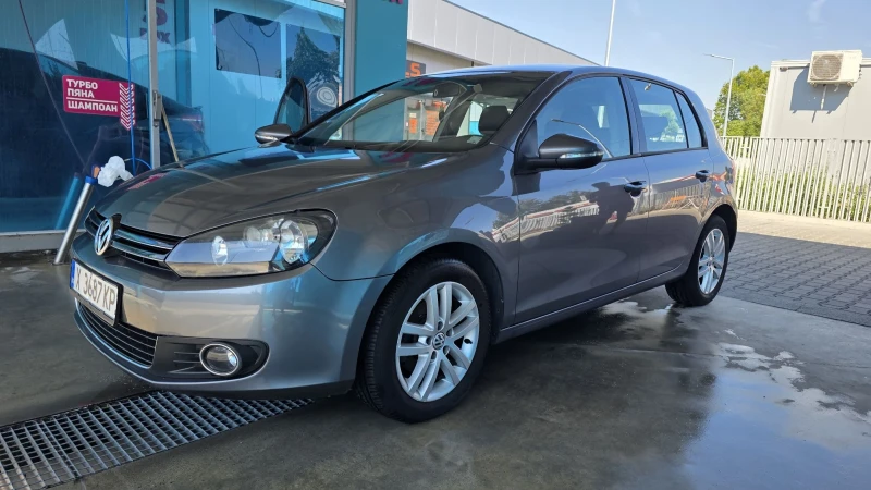 VW Golf 1.6 bi fuel заводска ГАЗ, снимка 3 - Автомобили и джипове - 51623969