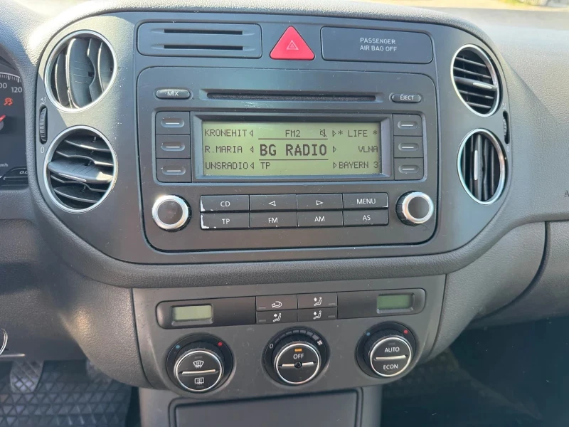 VW Golf Plus 1.4i, снимка 7 - Автомобили и джипове - 52469612
