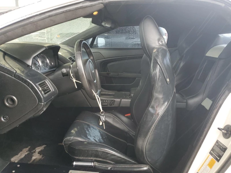 Aston Martin V8 Vantage SPORTSHIFT, снимка 7 - Автомобили и джипове - 52911176