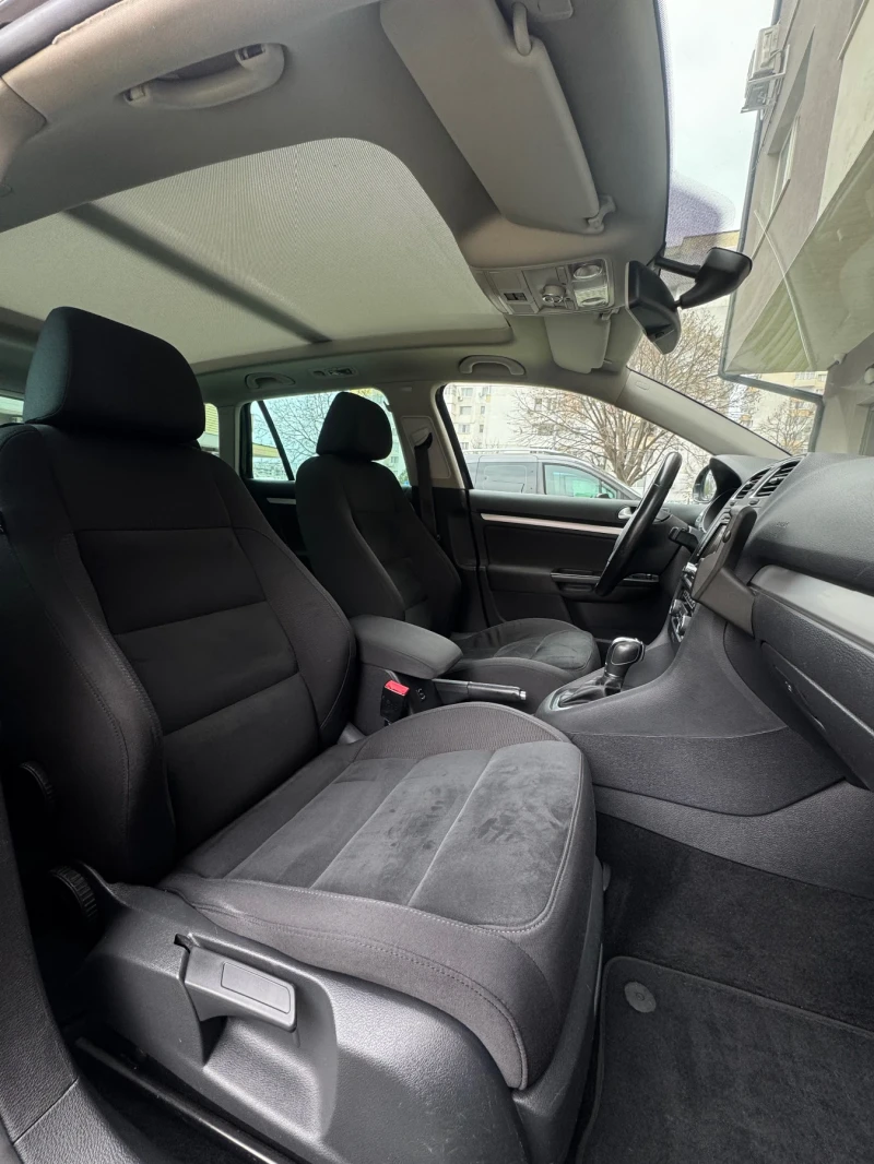 VW Golf 2.0TDi/DSG/Panorama, снимка 7 - Автомобили и джипове - 52770773