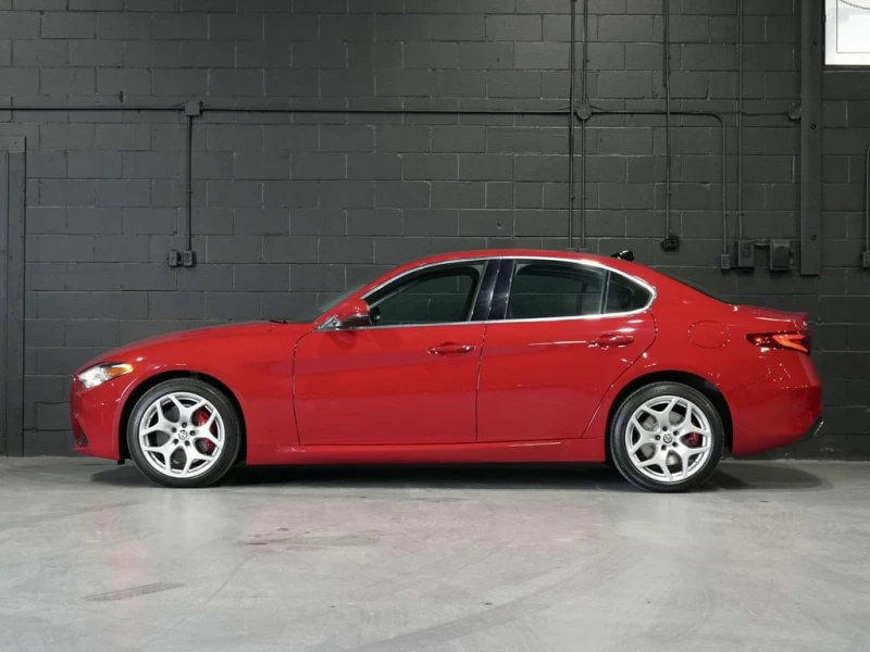 Alfa Romeo Giulia * CARFAX * ЦЕНА ДО БГ, снимка 6 - Автомобили и джипове - 53108305