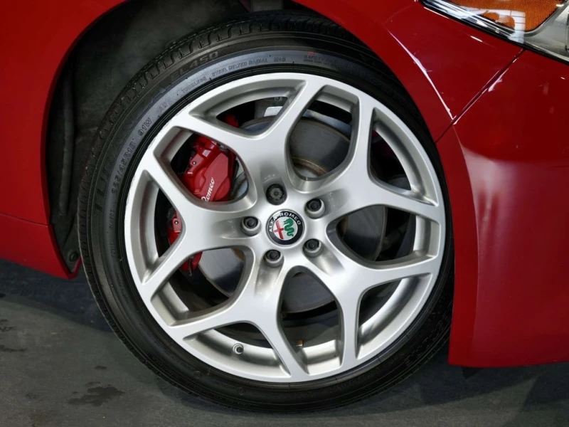 Alfa Romeo Giulia * CARFAX * ЦЕНА ДО БГ, снимка 5 - Автомобили и джипове - 53108305