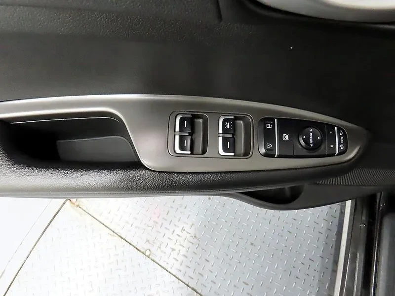 Kia K5 2.0 LUXURY, снимка 11 - Автомобили и джипове - 55794311
