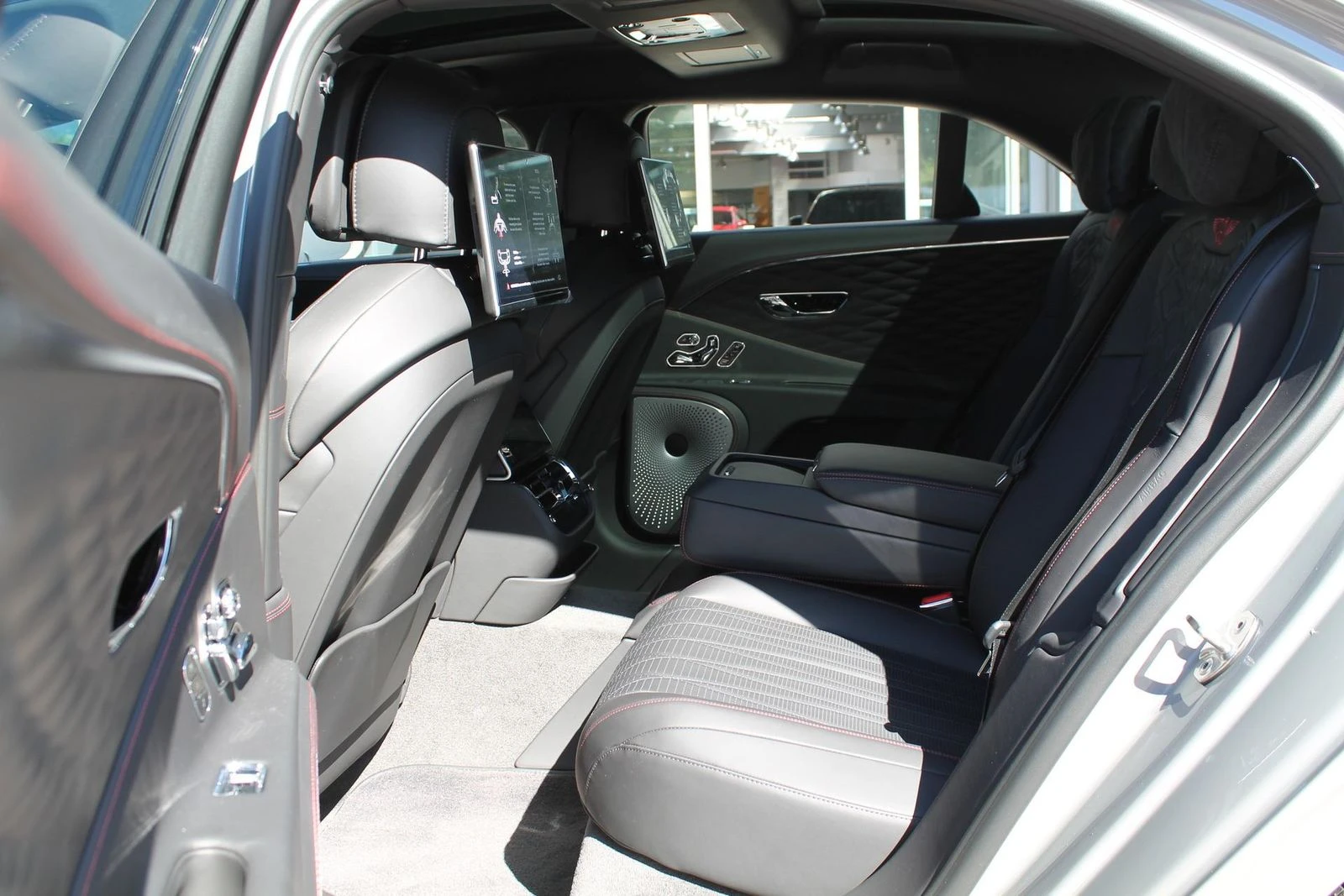 Bentley Flying Spur W12/ BLACKLINE/ CARBON/ MULLINER/ B&O/ TV/ PANO/ | Mobile.bg   13