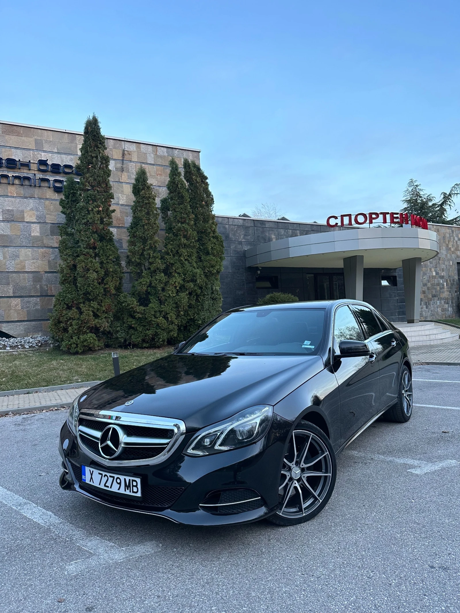 Mercedes-Benz E 350 9G-TRONIC - изображение 4