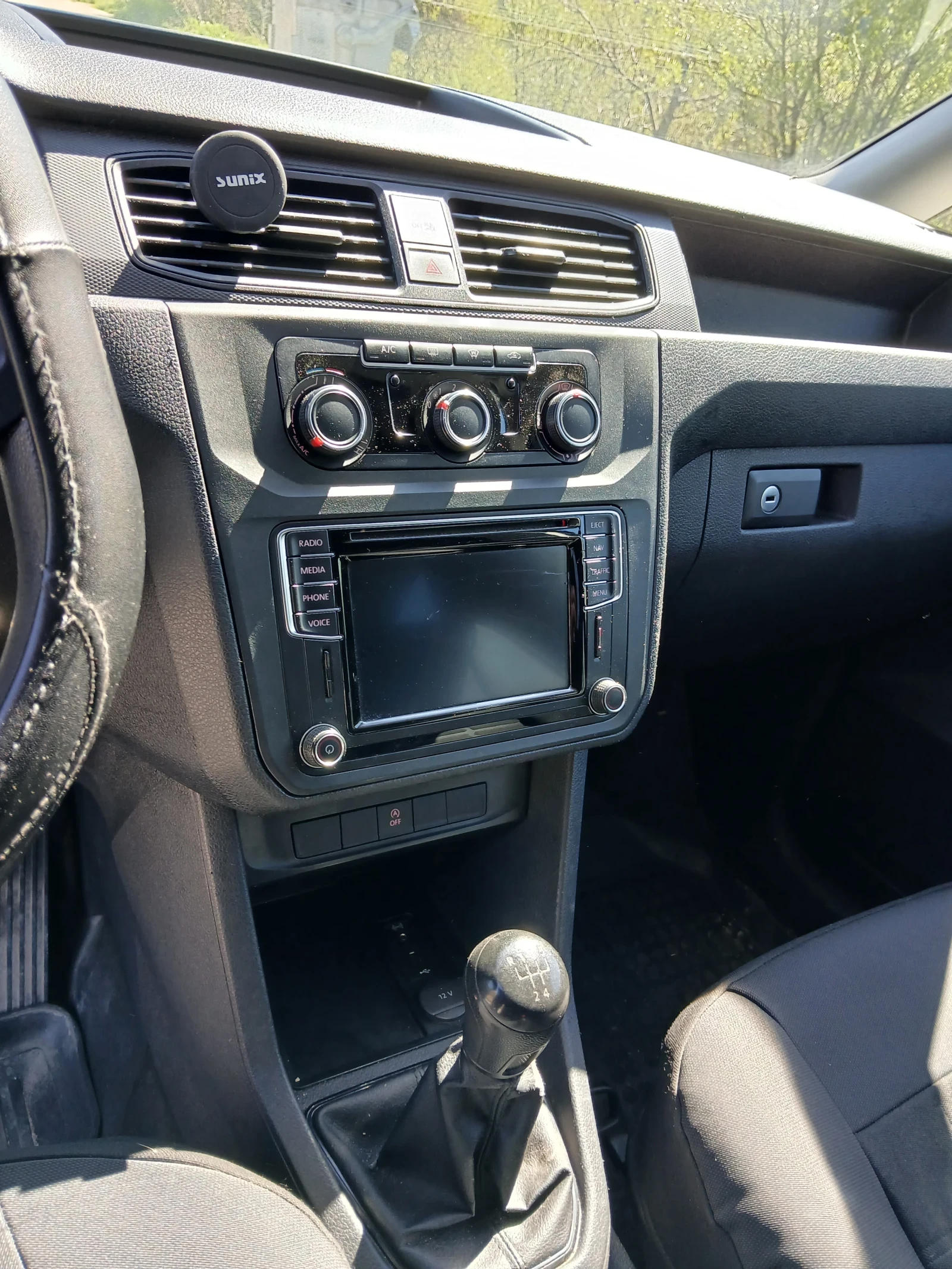 VW Caddy Maksi - изображение 10