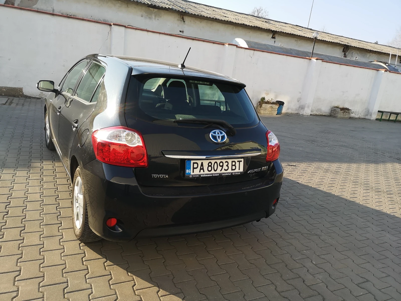 Toyota Auris  - изображение 3