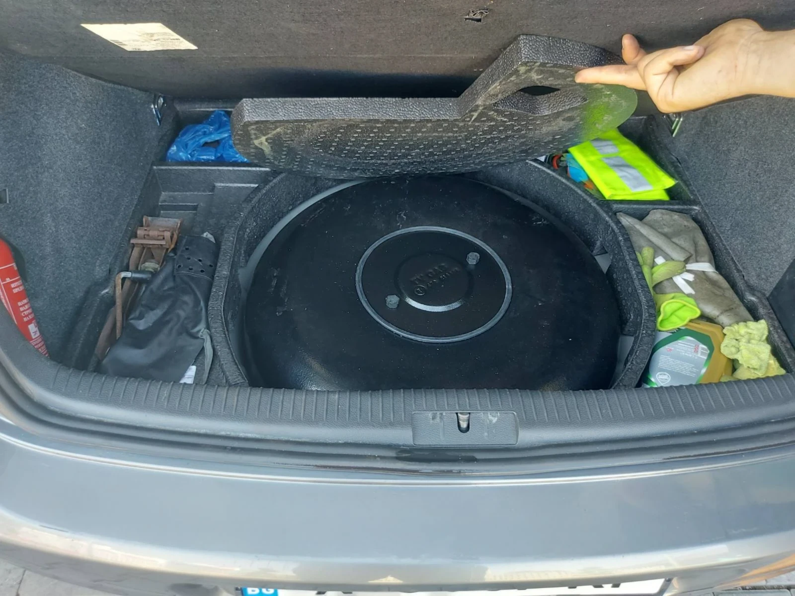 VW Golf 1.6 bi fuel   | Mobile.bg   12