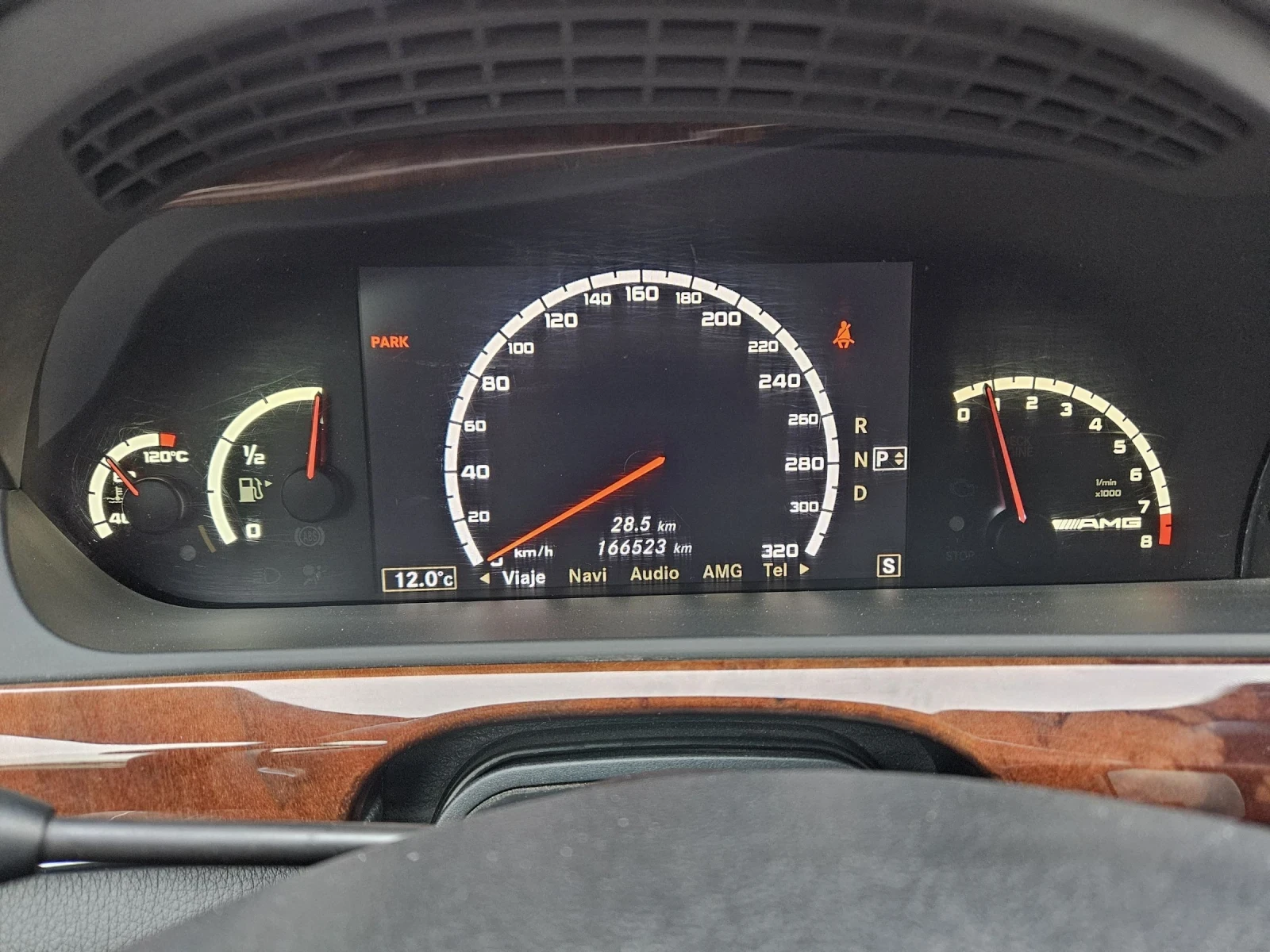 Mercedes-Benz S 63 AMG  - изображение 10