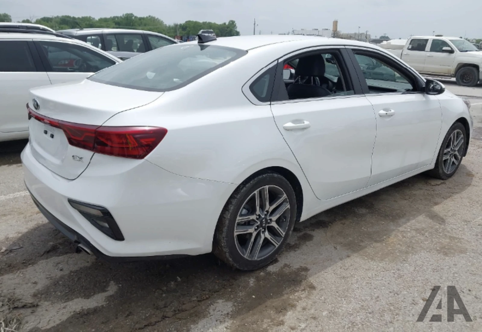 Kia Forte Exclusice, клип на двигател - изображение 4