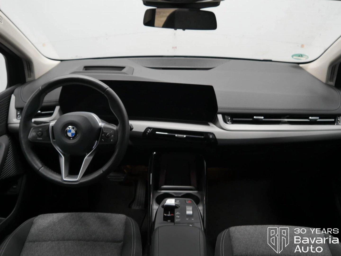 BMW 220 i Active Tourer Steptronic | Mobile.bg   6